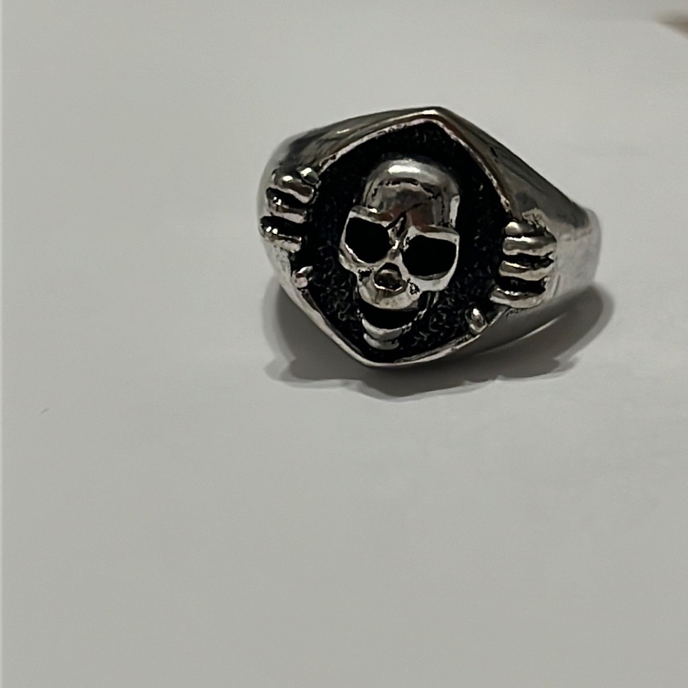 SET OF RINGS SIZE VARY 7-9 - Picture 4 of 6
